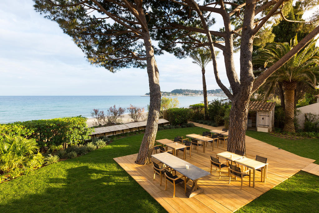 Chateau De Sable Cavalaire-sur-Mer Exterior photo
